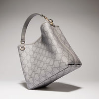 GG Emblem small bucket bag